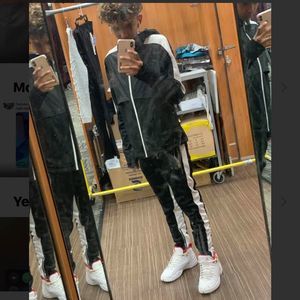 Meet your Posher, Luis